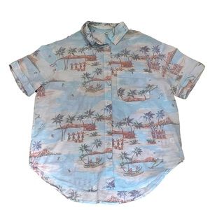 American Eagle Hawaiian Button down shirt size Small